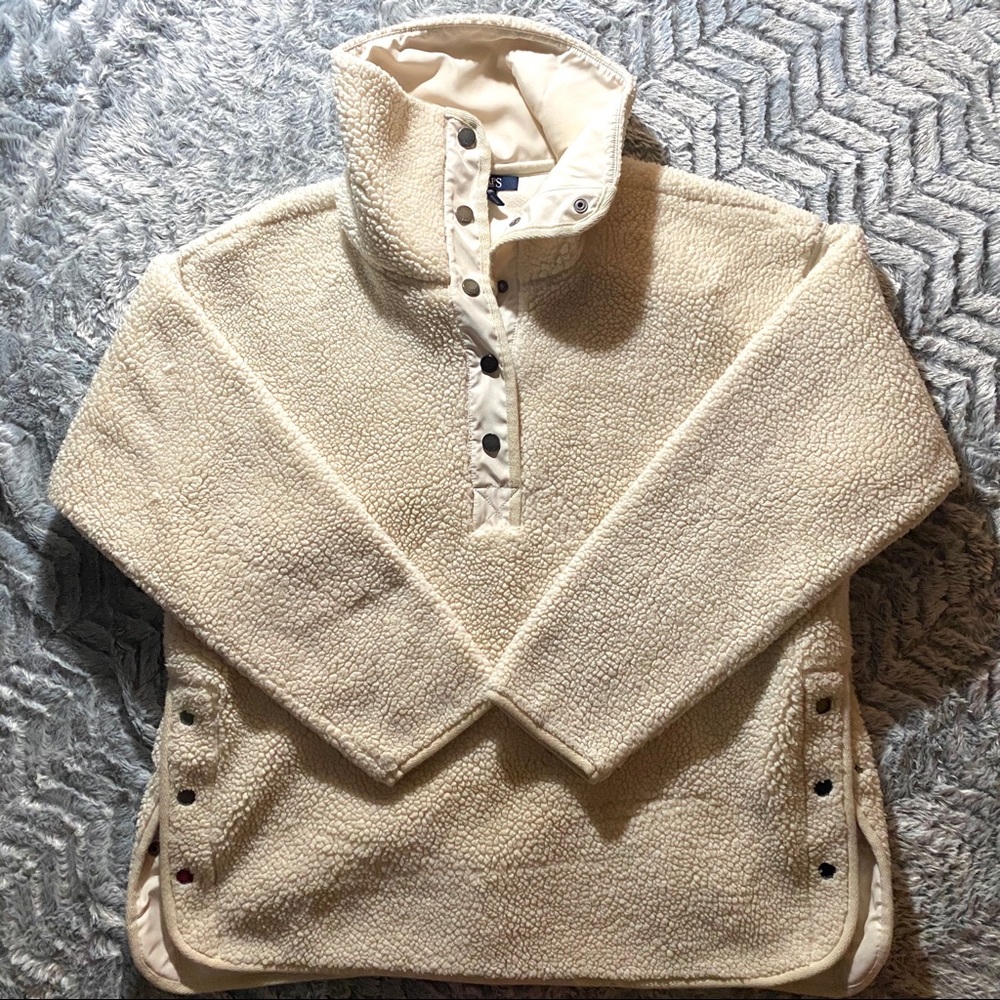CREAM COLOR VERY COMFY PULLOVER SHERPA